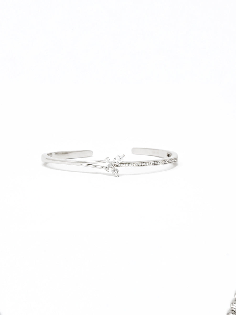 Petal Spark Bangle