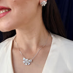 Aurora Fan Pearl Set