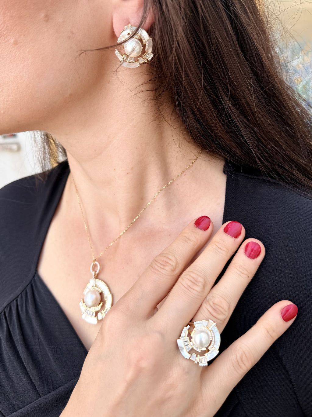Celestia Pearl Statement Set