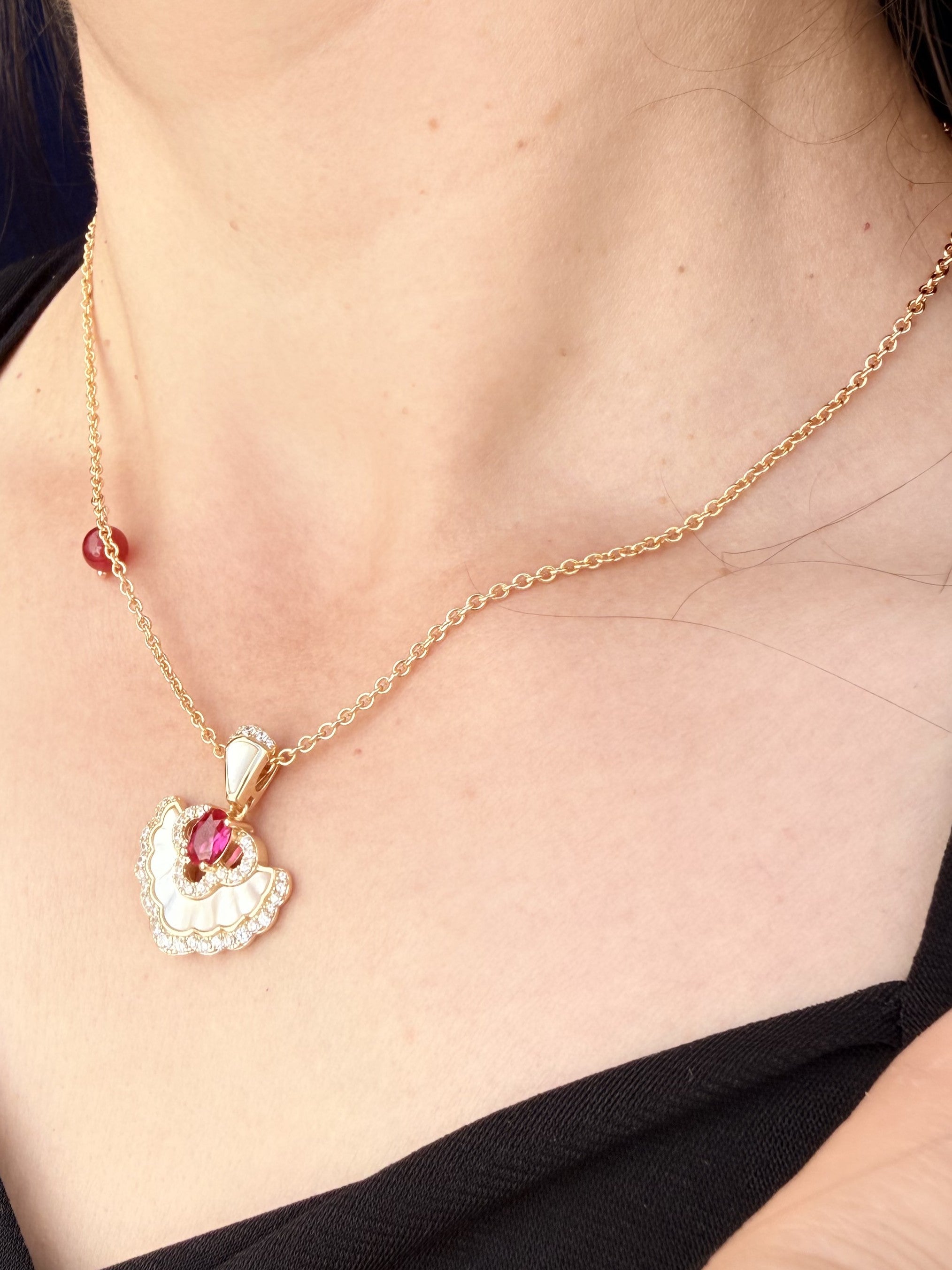 Crimson Pearl Radiance Set
