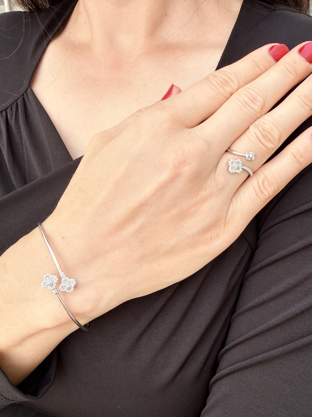 Clover Bloom Silver Ring & Bangle Set