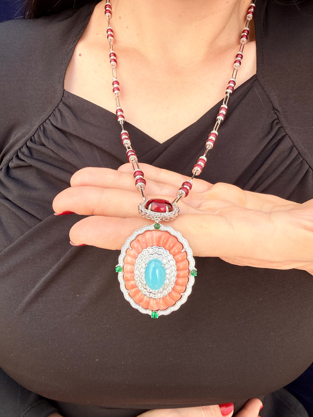 Anwar Necklace Set