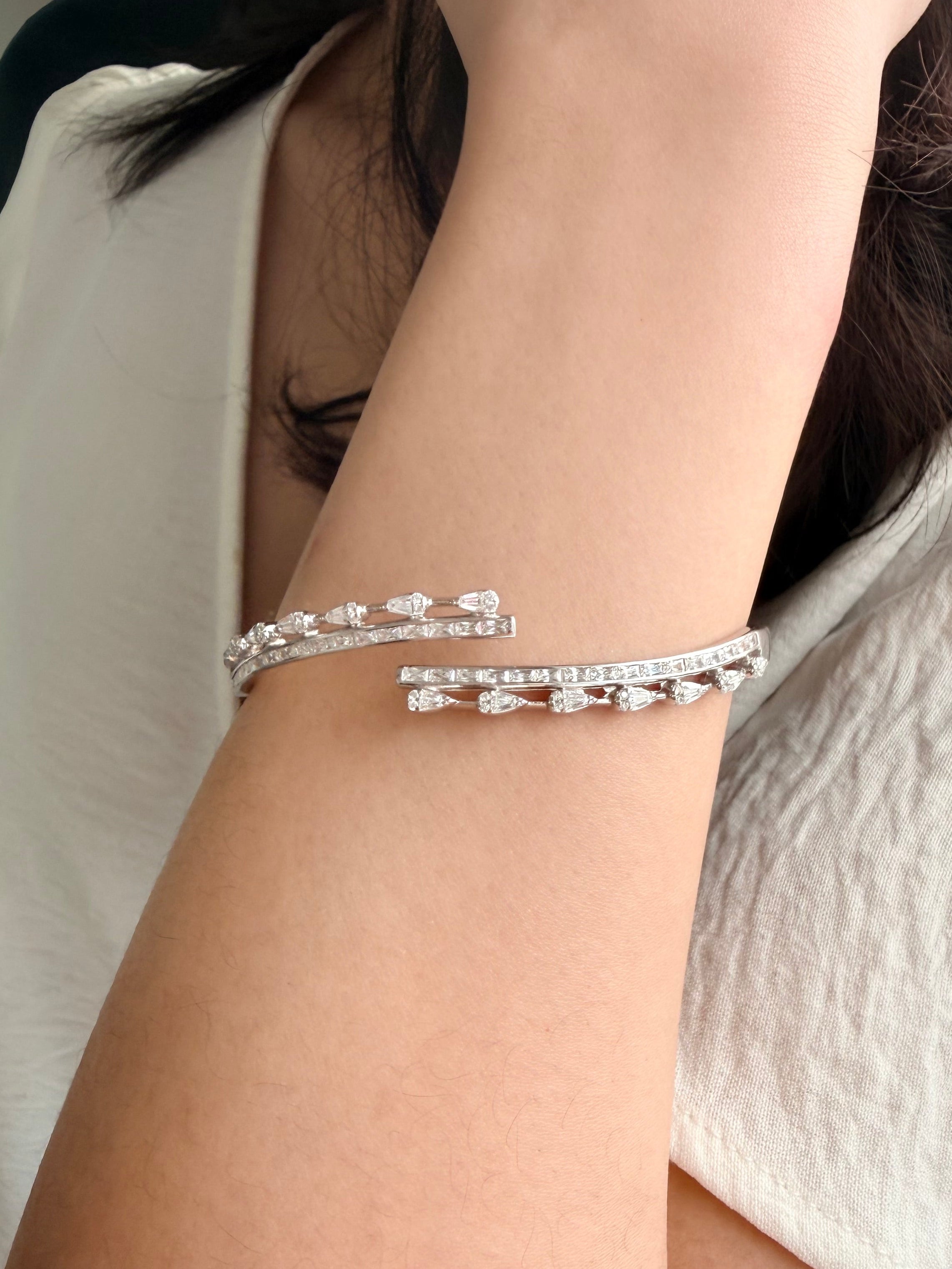 Alira Radiance Cuff