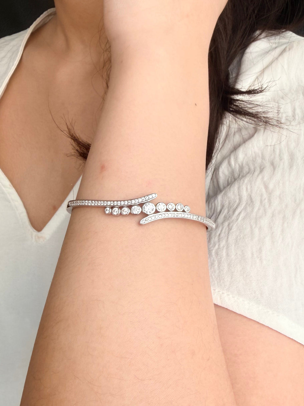 Amara Shine Cuff