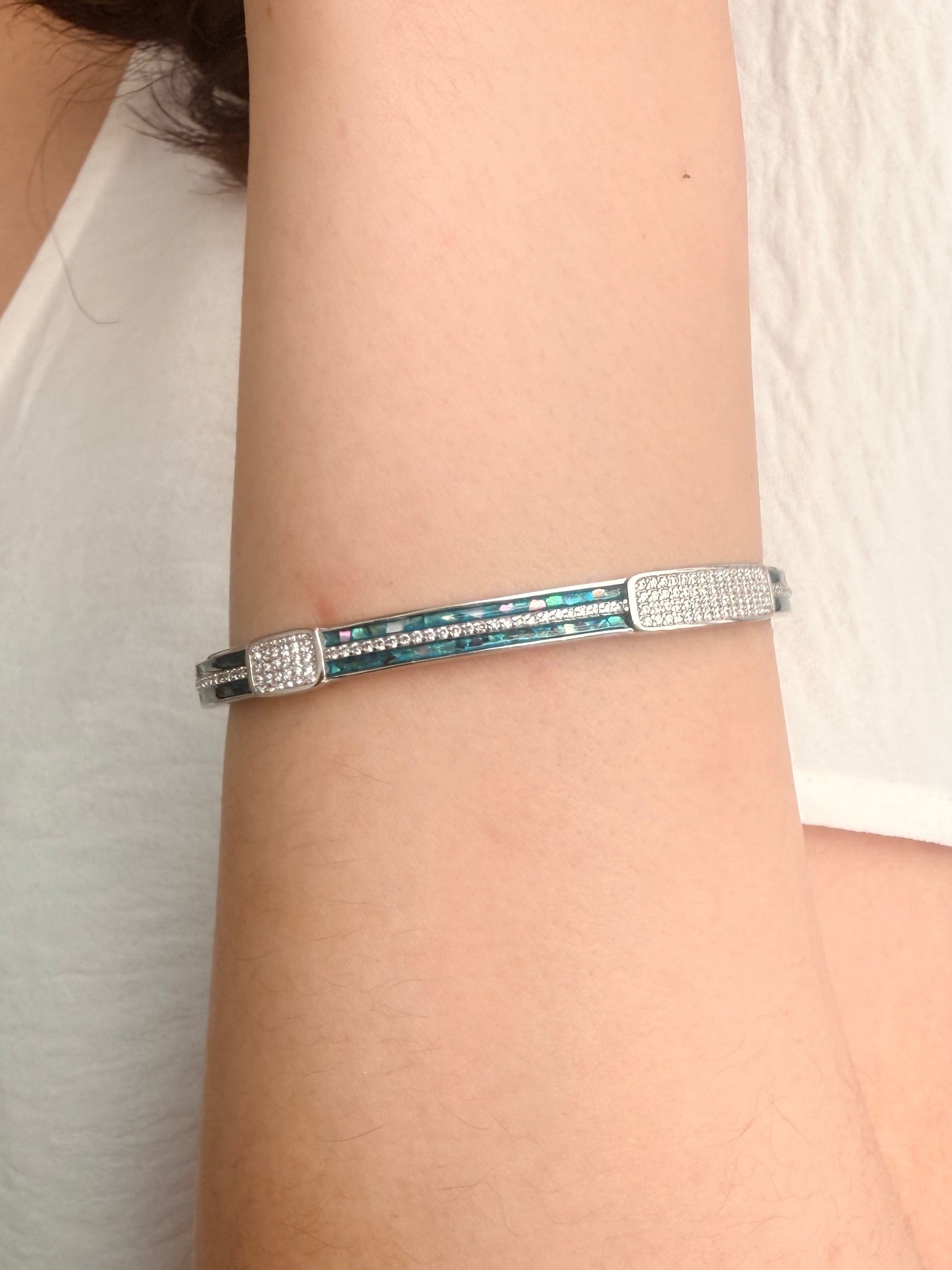 Soraya Sparkle Cuff