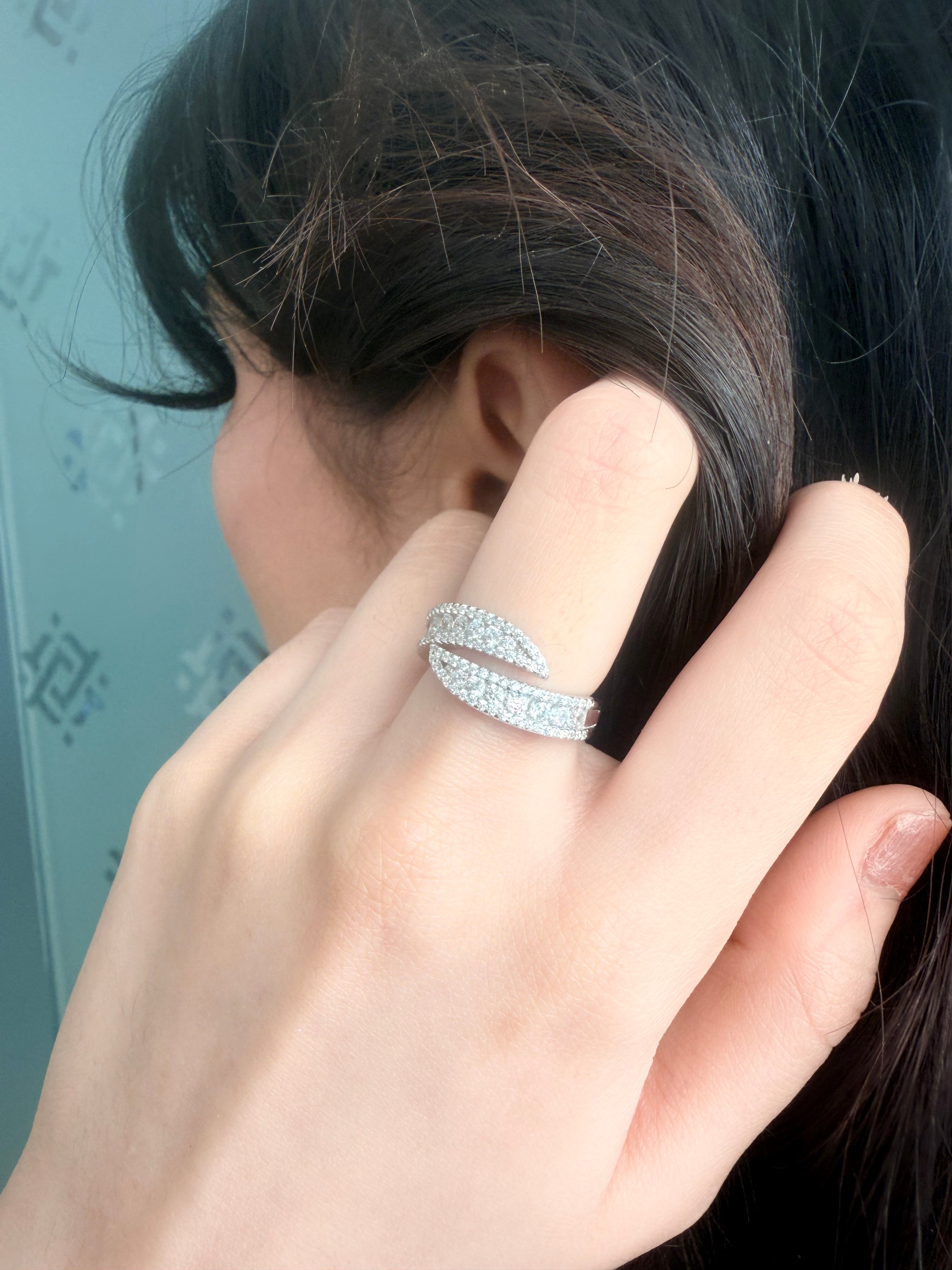 Orchid Adjustable Ring