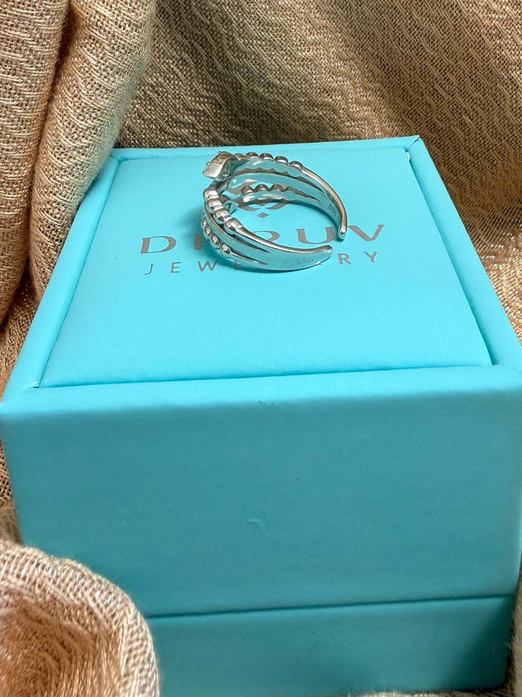 Lily Adjustable Ring