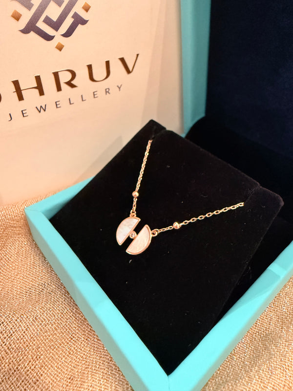Aveline Necklace