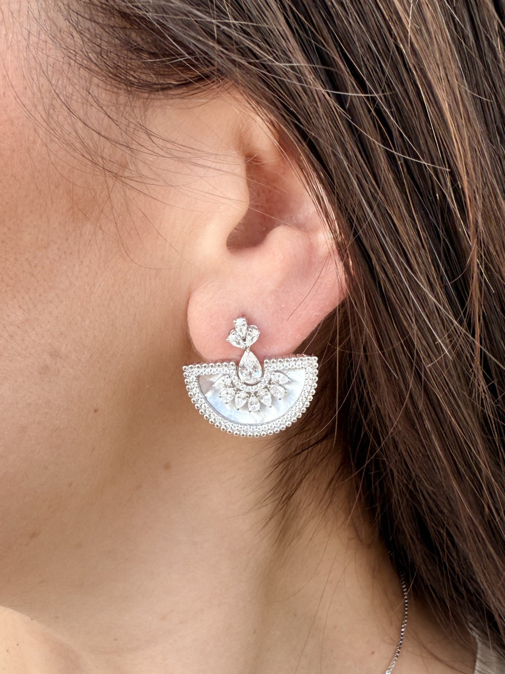 Noor Crescent Mother-of-Pearl Set