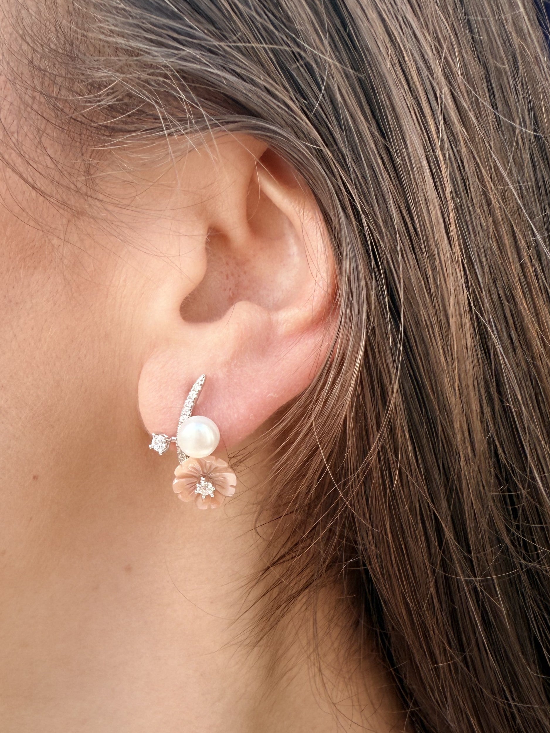 Pearl Whisper Floral Set